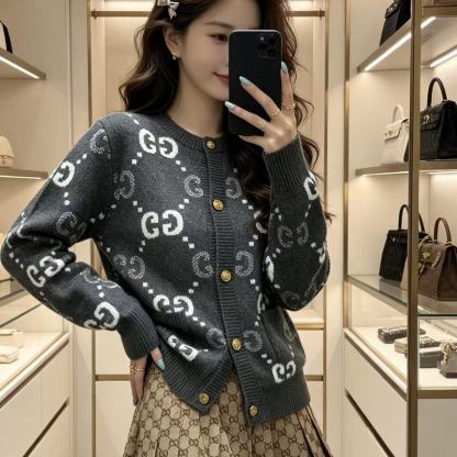 GUCCI メタルボタン ウールカーディガン【50％割引+送料無料】