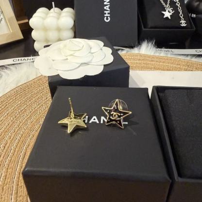 CHANE1 五芒星ダブルCピアス【50％割引+送料無料】
