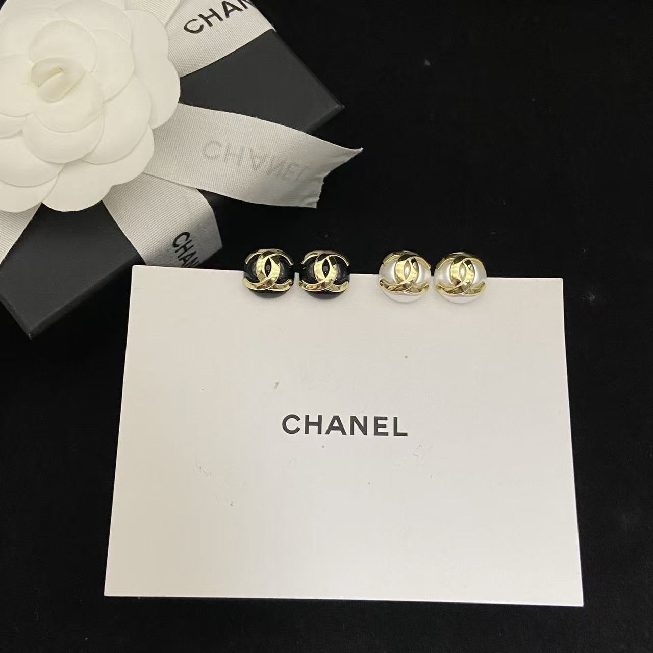 CHANE1 シンプルなダブルCスタッドピアス【50％割引+送料無料】