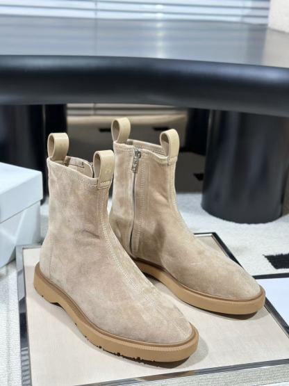 CELINE 高品質スエードショートブーツ【50％割引+送料無料】