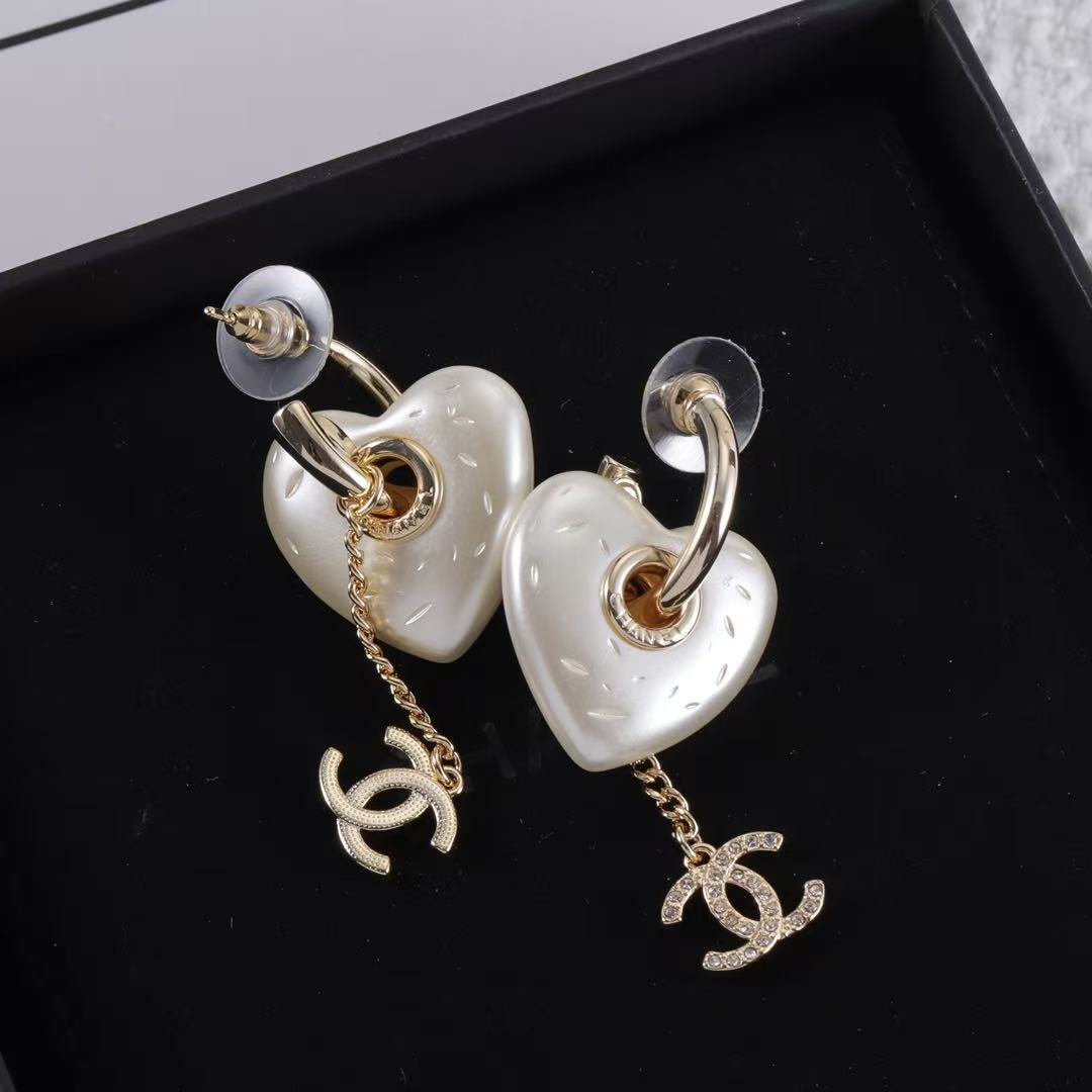 CHANE1 ダブルCハートフープピアス【50％割引+送料無料】