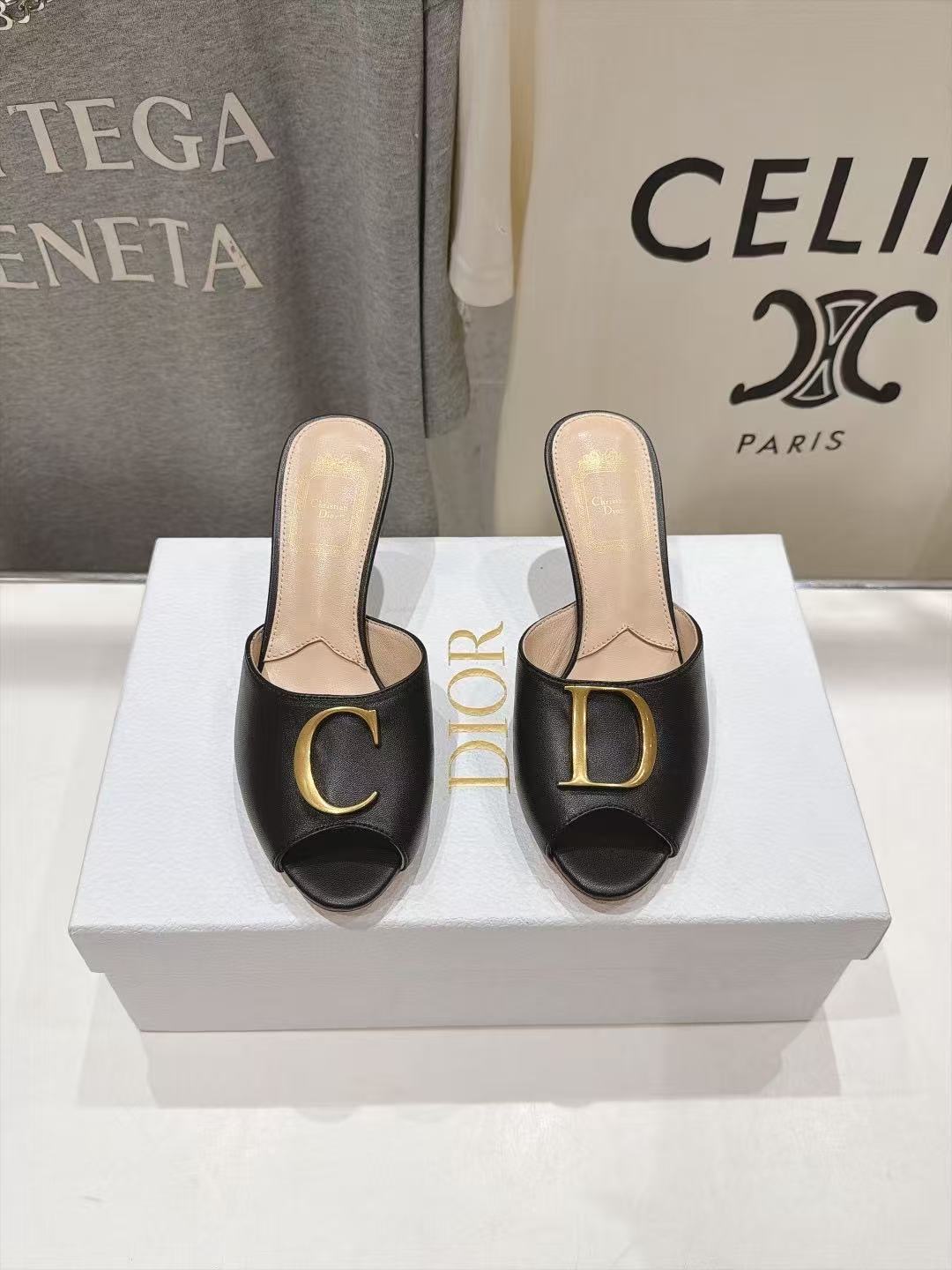 DIOR 高品質ラムスキン ローヒールシューズ【50％割引+送料無料】