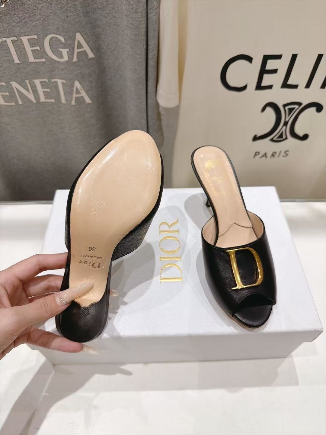 DIOR 高品質ラムスキン ローヒールシューズ【50％割引+送料無料】