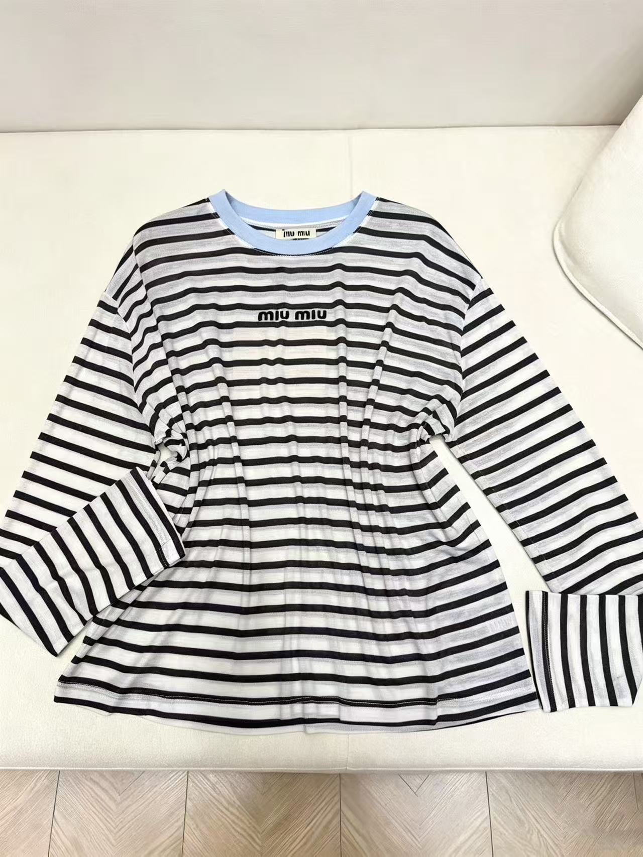 M1UM1U ボーダー長袖Tシャツ【50％割引+送料無料】