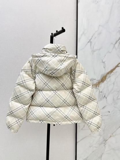 MONCLER チェック柄フード付きダウンジャケット【50％割引+送料無料】