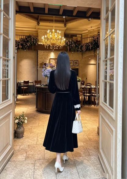 DIOR CD ベロア長袖ワンピース【50％割引+送料無料】