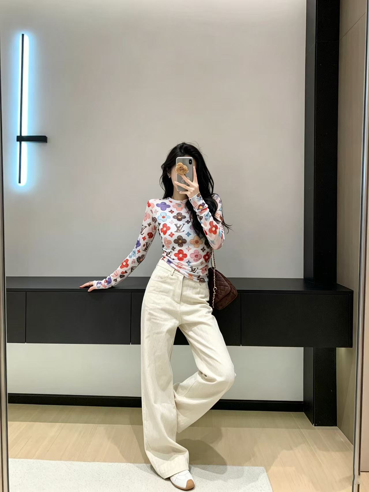 LVプリント長袖Tシャツ【50％割引+送料無料】