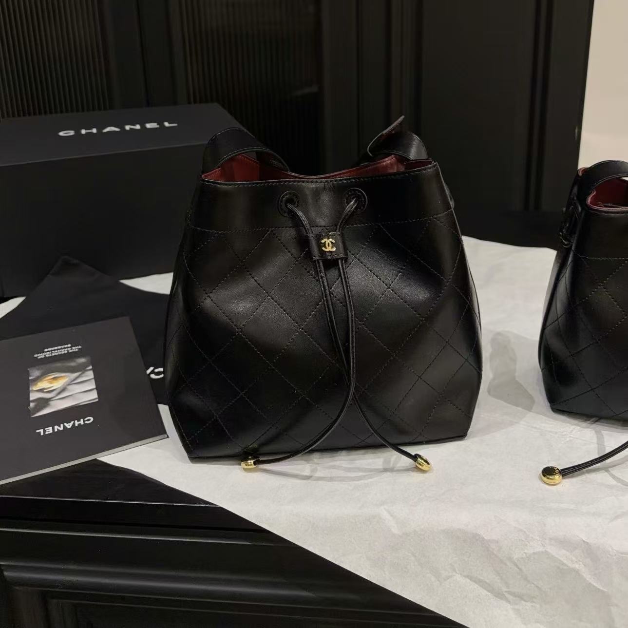 CHANEL カーフスキン バケットバッグ【50％割引+送料無料】