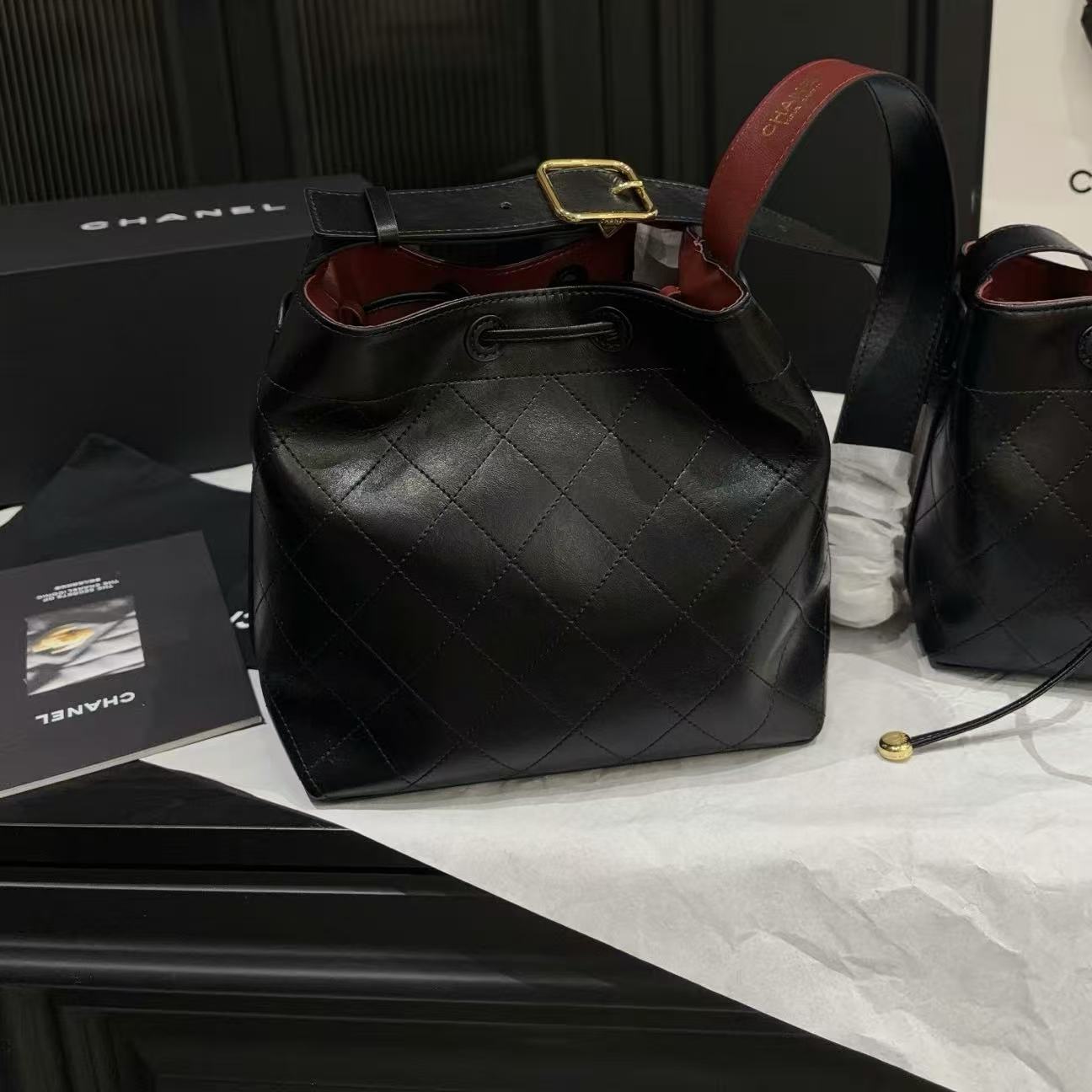 CHANEL カーフスキン バケットバッグ【50％割引+送料無料】