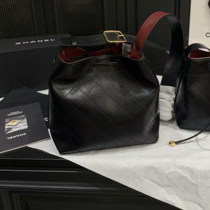 CHANEL カーフスキン バケットバッグ【50％割引+送料無料】