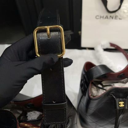 CHANEL カーフスキン バケットバッグ【50％割引+送料無料】