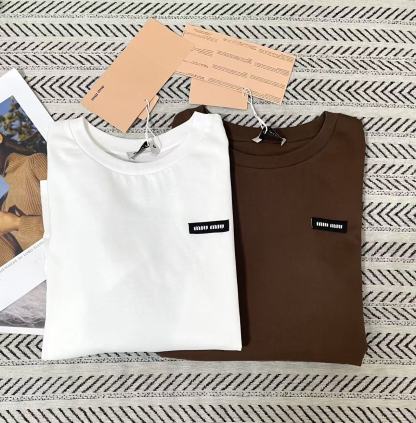 M1UM1U レターカラーブロック長袖Tシャツ【50％割引+送料無料】