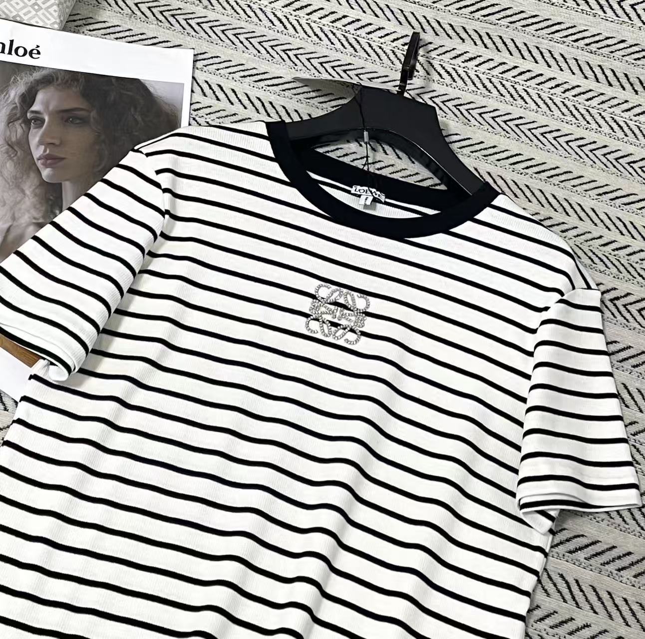 LOEWE ストライプ ロゴTシャツ【50％割引+送料無料】