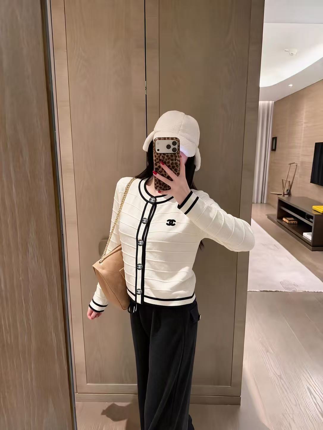 CHANEL ダブルC ウールカーディガン【50％割引+送料無料】