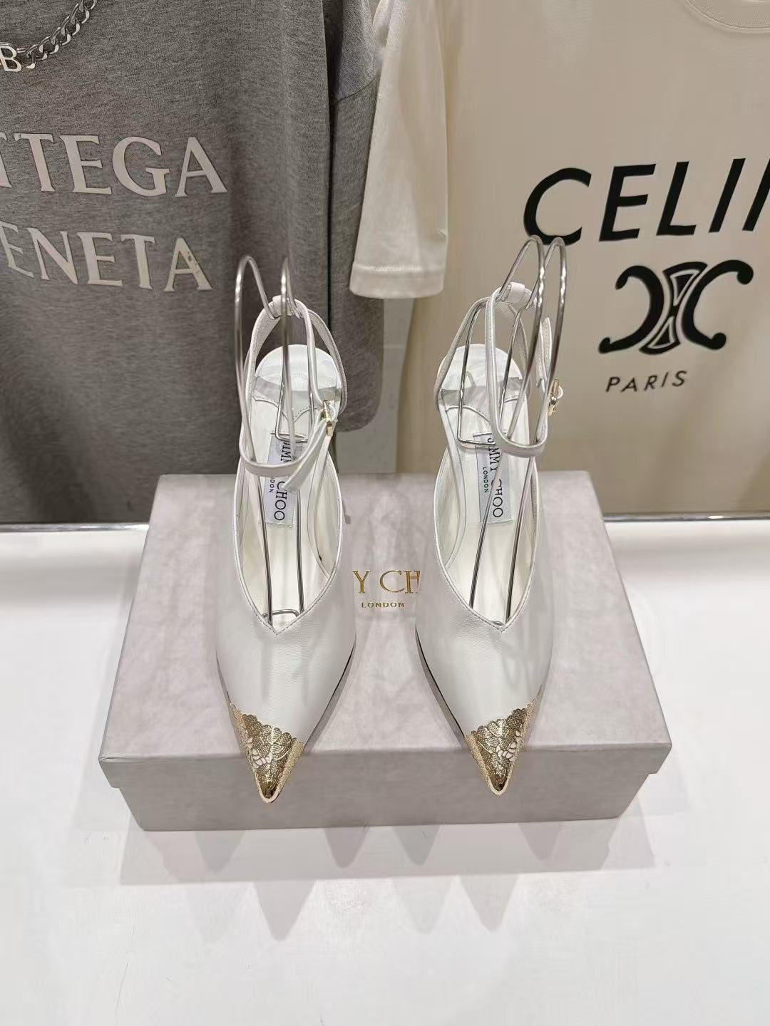 Jimmy Choo 高品質ポインテッドトゥ・ハイヒール【50％割引+送料無料】