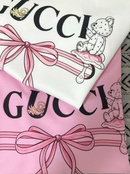 GUCC1 レターTシャツ【50％割引+送料無料】