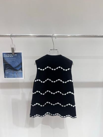 CHANEL ウェーブストライプ ウールベスト【50％割引+送料無料】