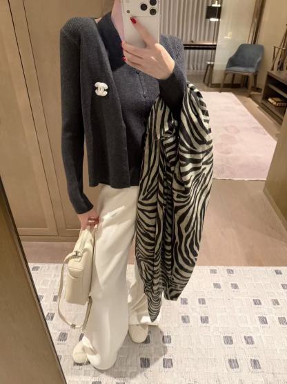 CHANEL ダブルCロゴ ウールセーター【50％割引+送料無料】