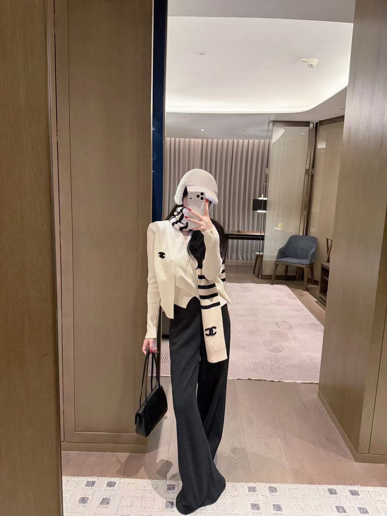 CHANEL ダブルCロゴ ウールセーター【50％割引+送料無料】