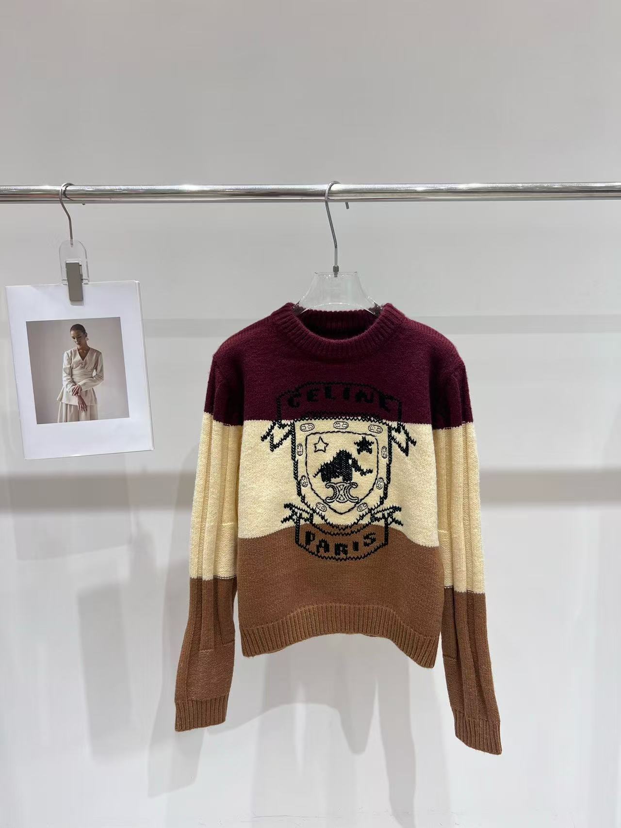 CEL1NE 刺繍入りカラーブロックセーター【50％割引+送料無料】