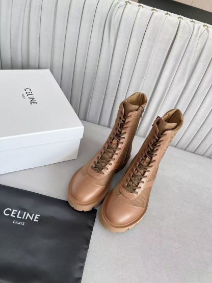 CELINE 高品質牛革マーチンブーツ【50％割引+送料無料】
