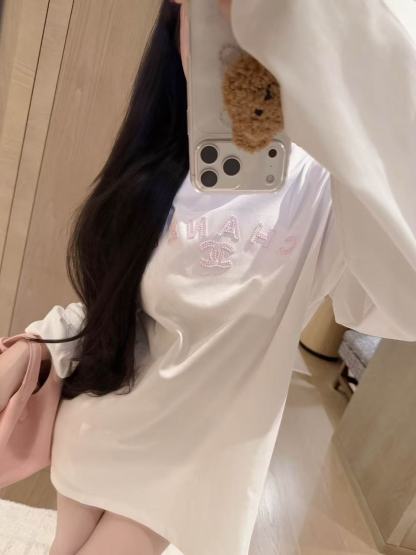 CHANEL ダブルCロゴ刺繍入り長袖Tシャツ【50％割引+送料無料】