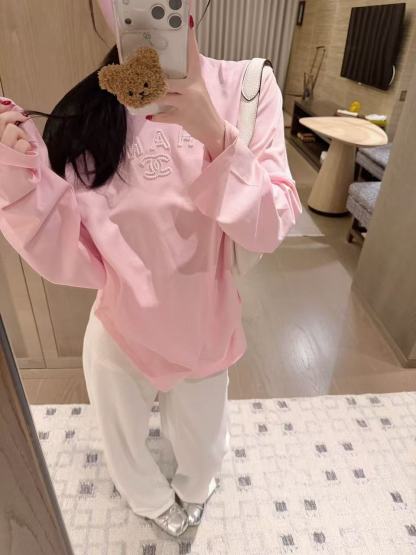 CHANEL ダブルCロゴ刺繍入り長袖Tシャツ【50％割引+送料無料】