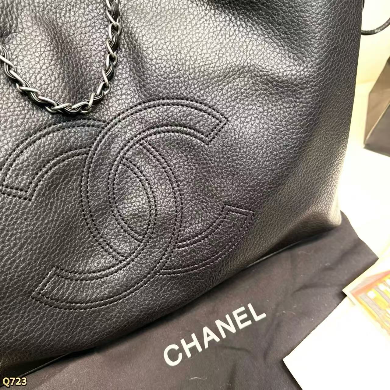 CHANEL ダブルC チェーン ショッピングバッグ【50％割引+送料無料】