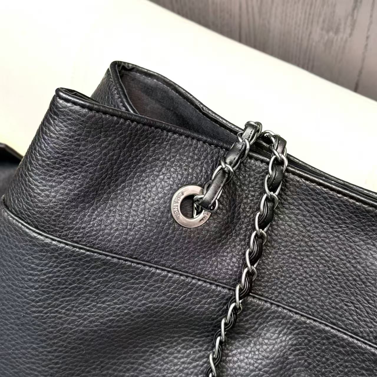 CHANEL ダブルC チェーン ショッピングバッグ【50％割引+送料無料】