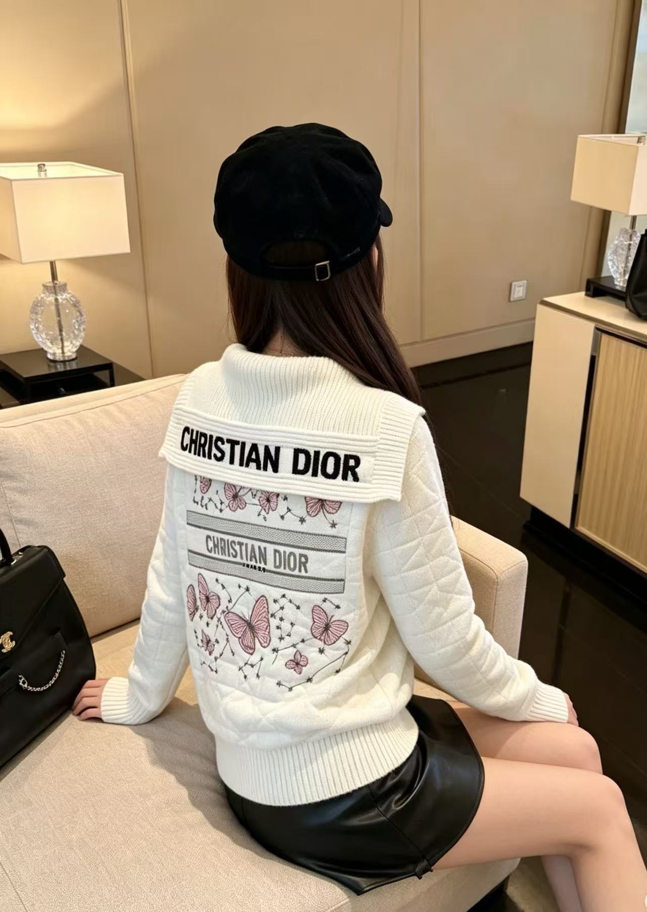 DIOR 格子柄刺繍・バタフライモチーフ ウールカーディガン【50％割引+送料無料】