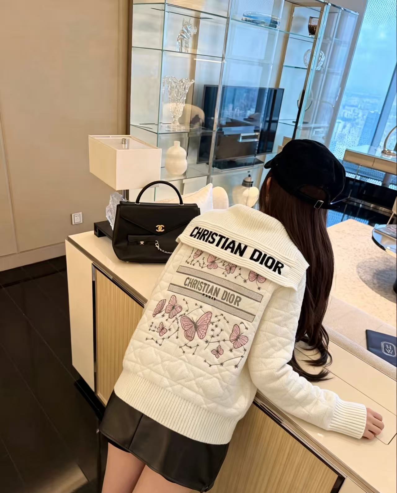 DIOR 格子柄刺繍・バタフライモチーフ ウールカーディガン【50％割引+送料無料】