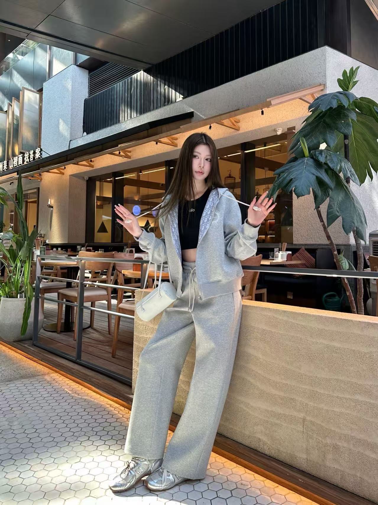 DIOR ジップアップジャケット＆パンツ セットアップ【50％割引+送料無料】