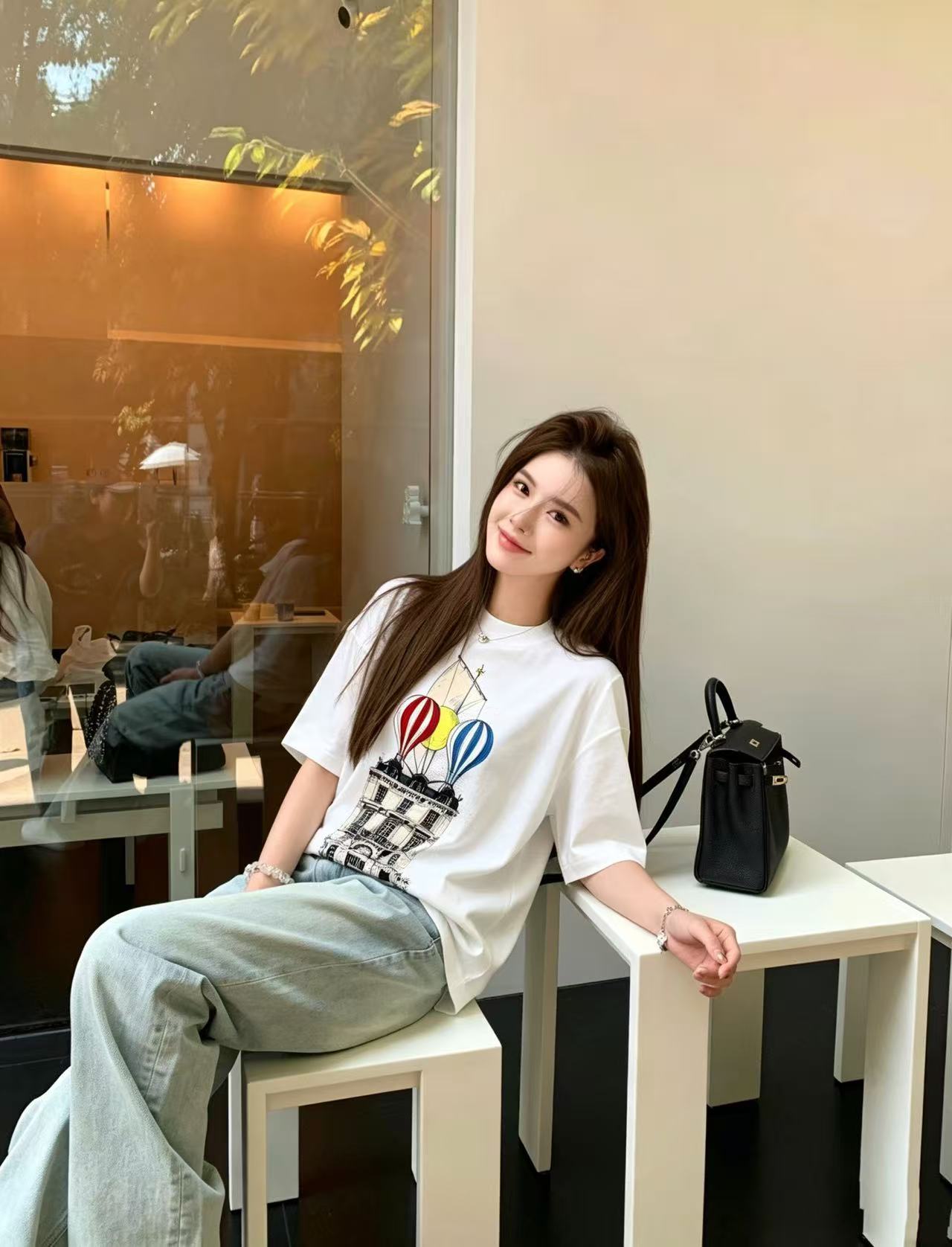DI0R建物と熱気球のTシャツ【50％割引+送料無料】