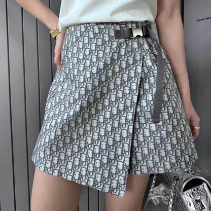 DIOR 高品質 — トップス＆スカート 2点セット