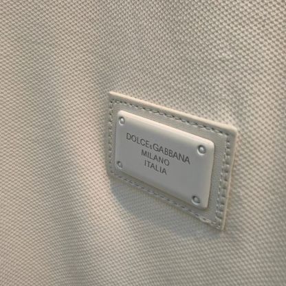 DG ラペルレタープリントTシャツ【 50％割引+送料無料】