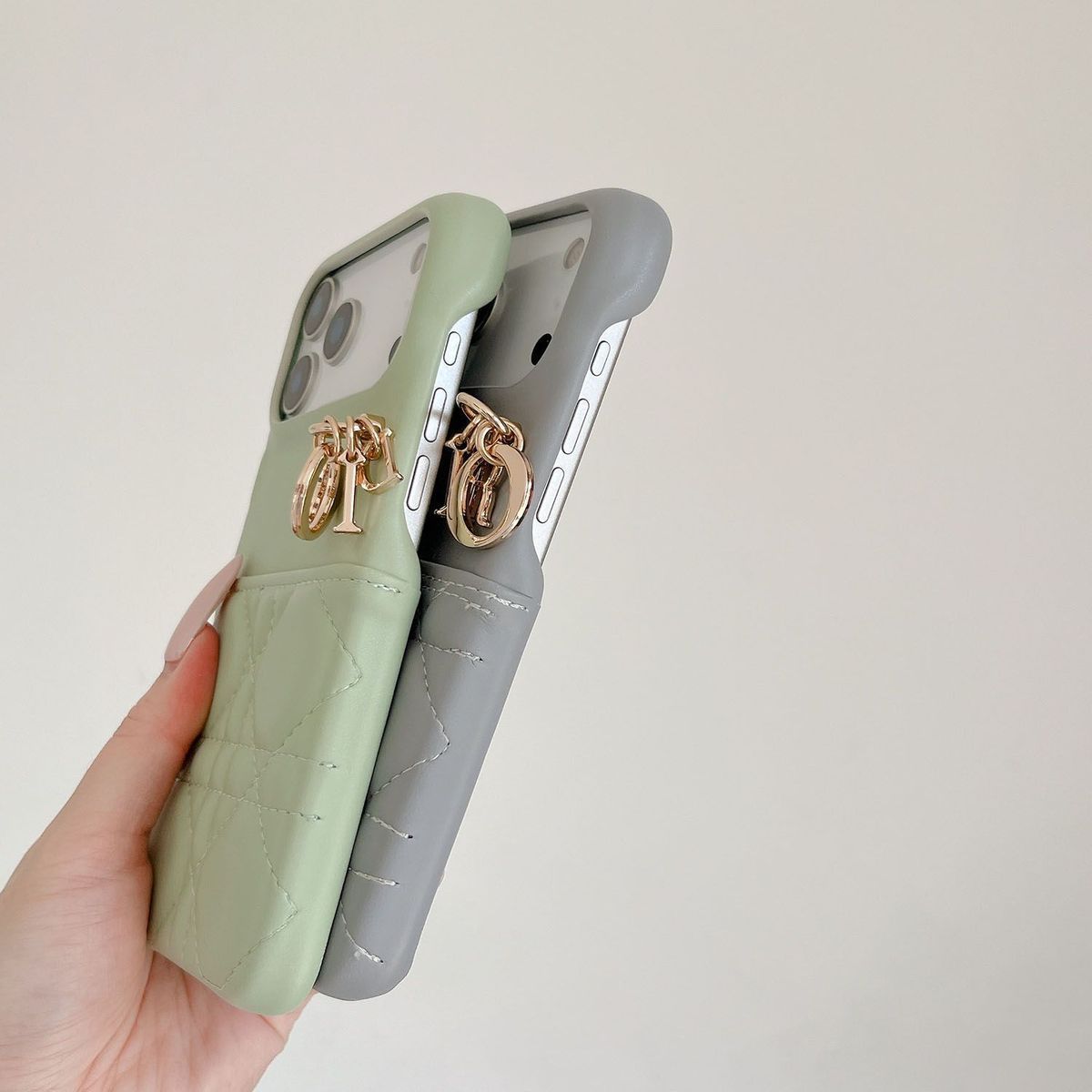 📱Di0r レザースマホケース💎