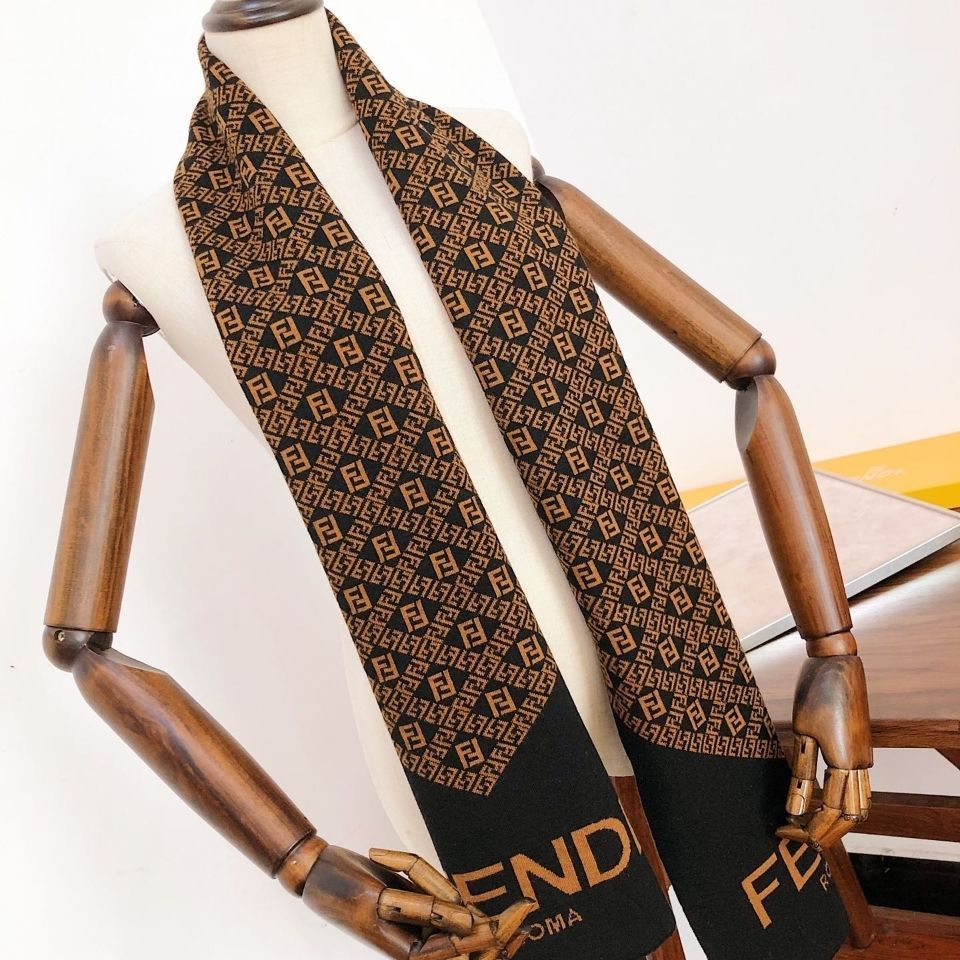 [FEND1]🧣フリンジ付きウールスカーフ🧣【50％割引+送料無料】