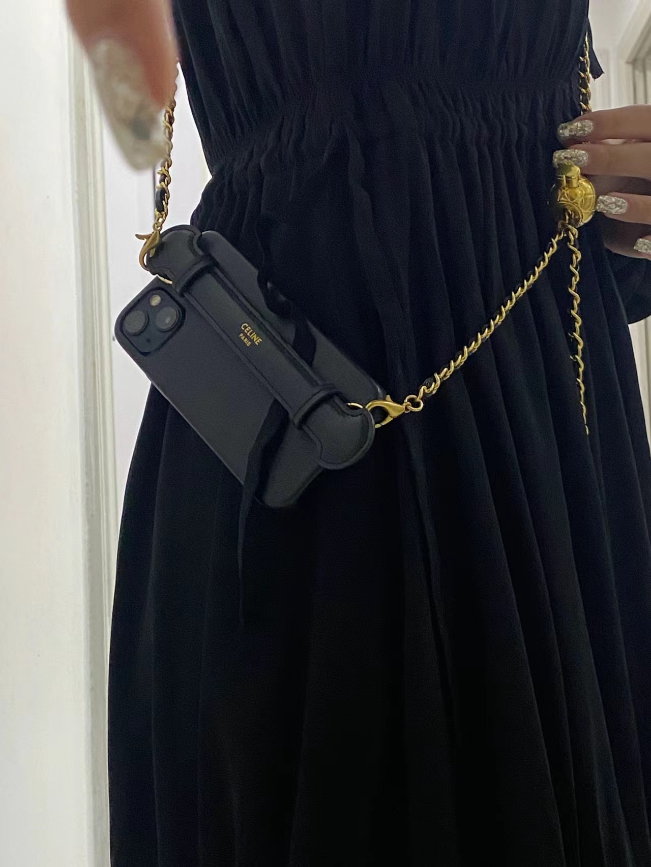 [CEL1NE]革製の電話ケース📱【50％割引+送料無料】