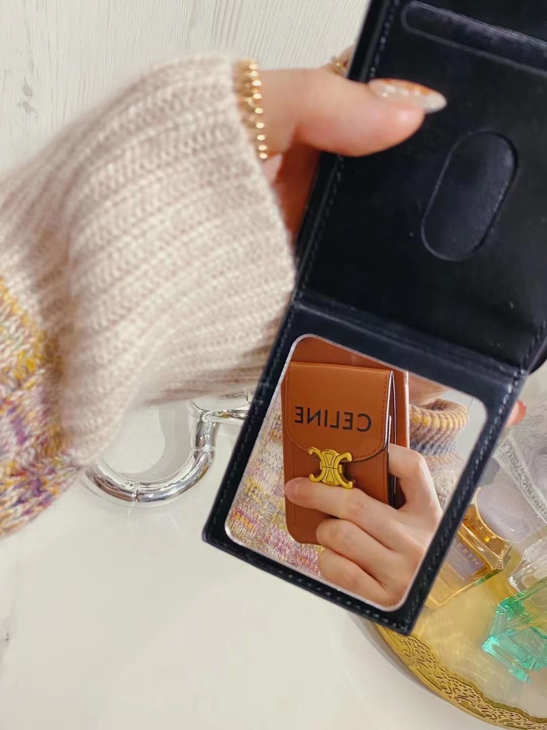 📱CEL1NE スマホケース🎀