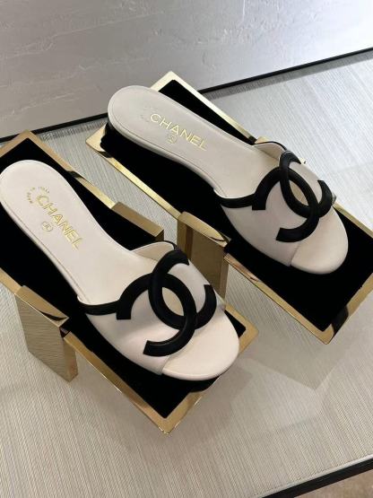 🥿CHANE1-26C フラットサンダル👠
