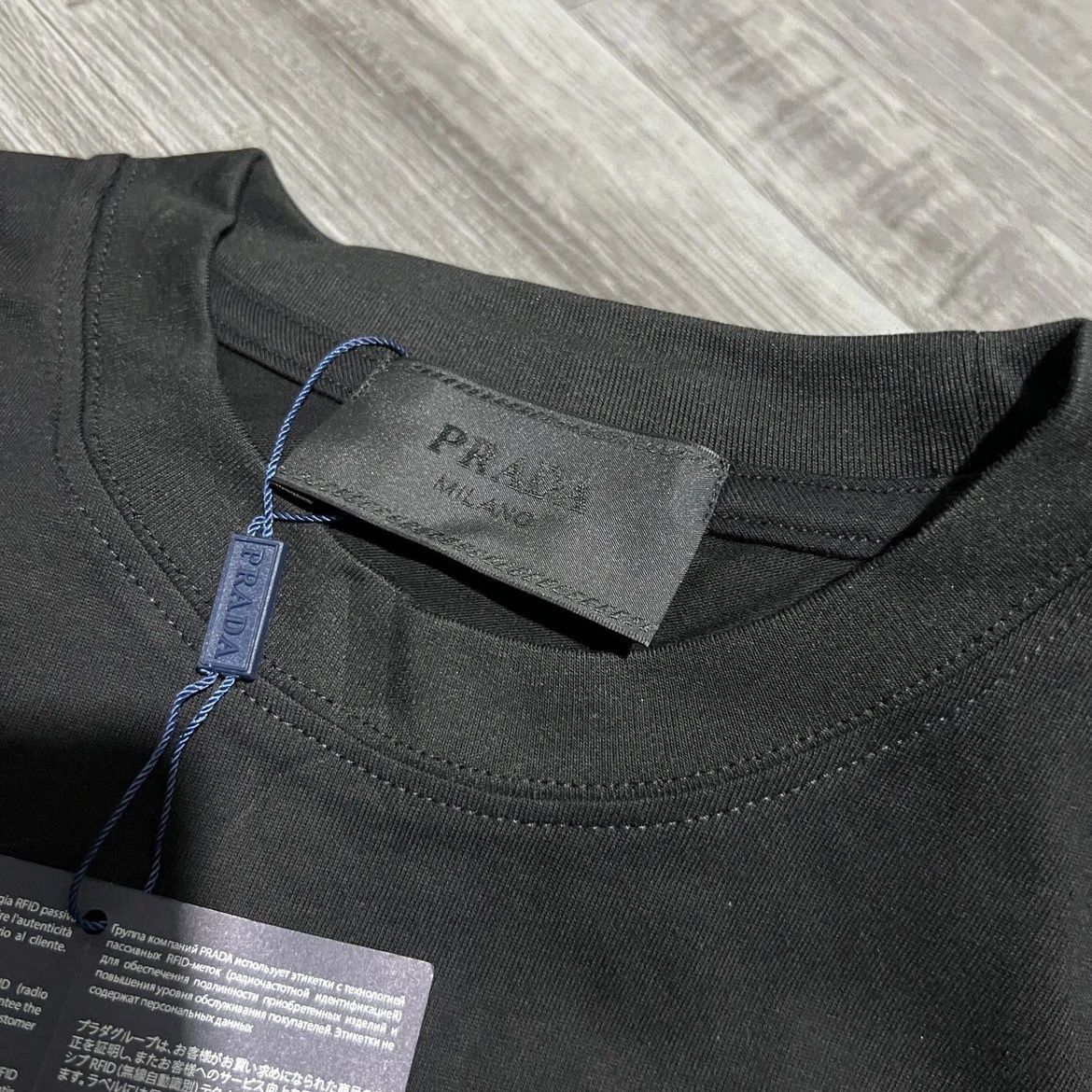 PRADA高品質Tシャツ【 50％割引+送料無料】521