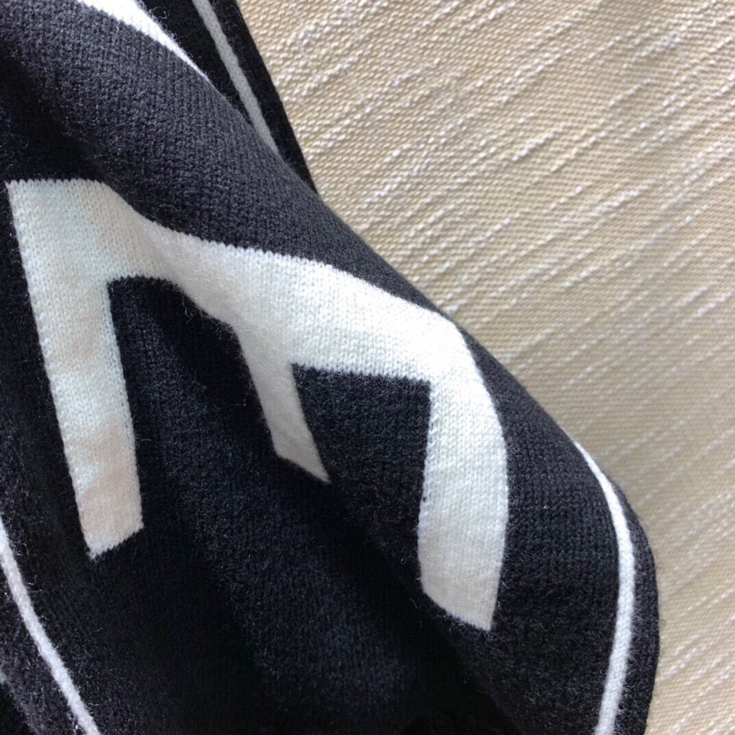 [Copy][CEL1NE]🧣リバーシブルウールスカーフ🧣【50％割引+送料無料】