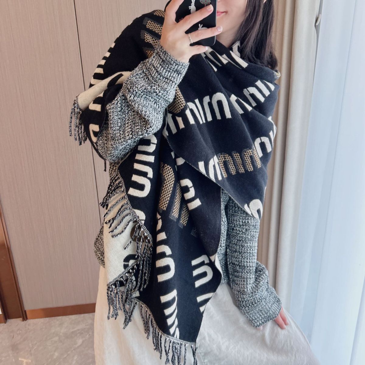 [M1UM1U]🧣リバーシブルフリンジスカーフ🧣【50％割引+送料無料】