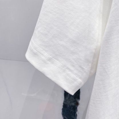 DI0RユニセックスTシャツ高品質【 50％割引+送料無料】531