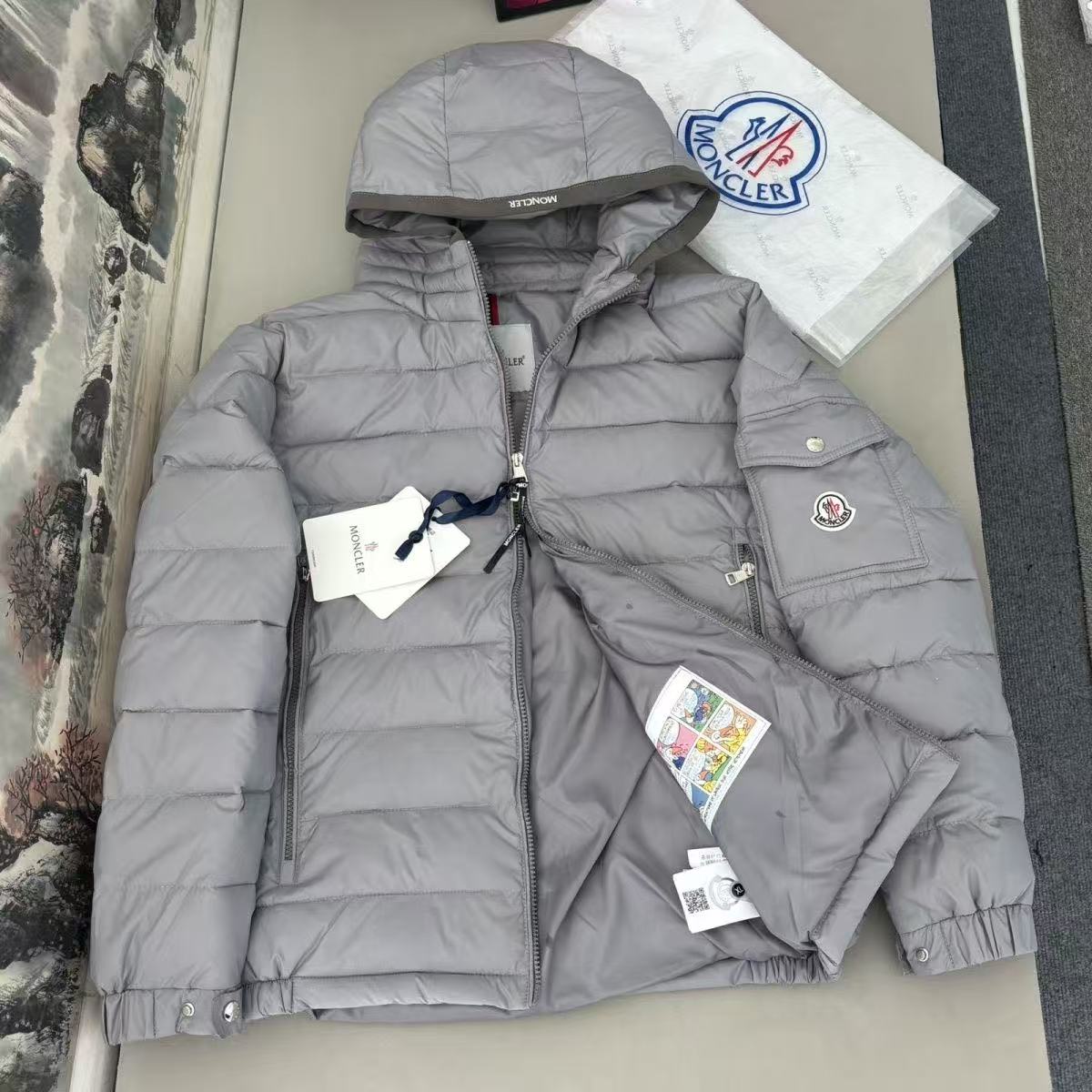 MONCLERダウンジャケット
