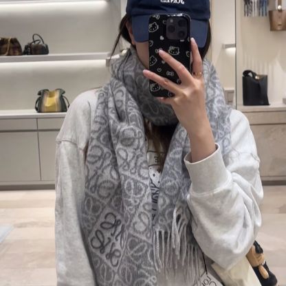 🧣ロエベ カシミヤスカーフ