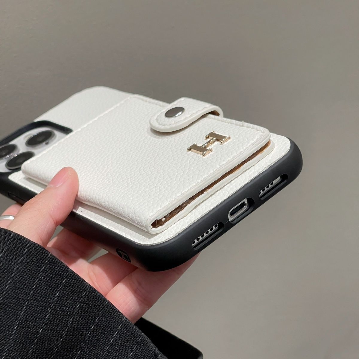 [HERME5]24新着エルメスのレザースマホケース📱【50％割引+送料無料】