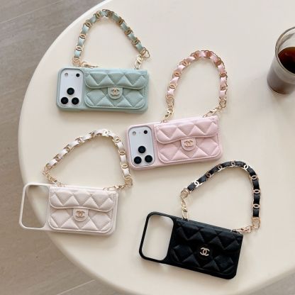 📱シャネルのショートチェーンカードホルダー付きスマホケース💎