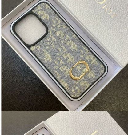 [DI0R]刺繍入りフルラップ携帯電話ケース📱【50％割引+送料無料】