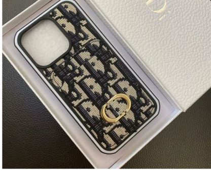 [DI0R]刺繍入りフルラップ携帯電話ケース📱【50％割引+送料無料】